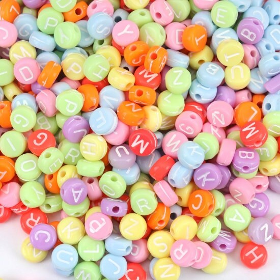 100Pcs  colourful Letter beads