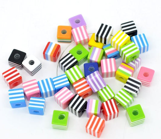 100 x Resin Cube beads stripe 8mm x 7mm